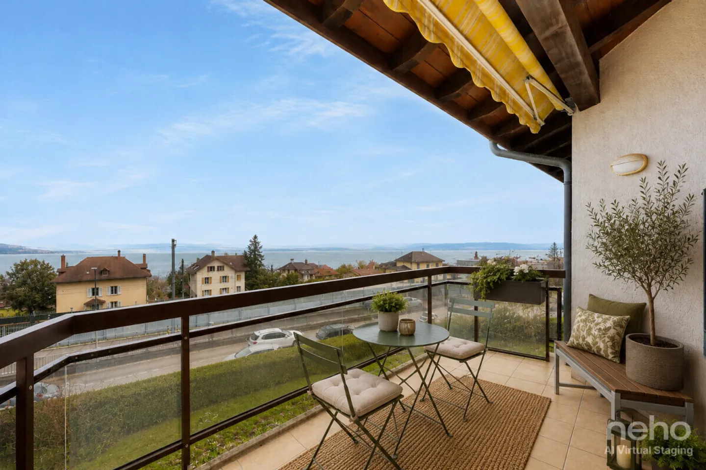 St Blaise: Ultimo piano con vista lago, soppalco e bei volumi - Foto 2 di 13
