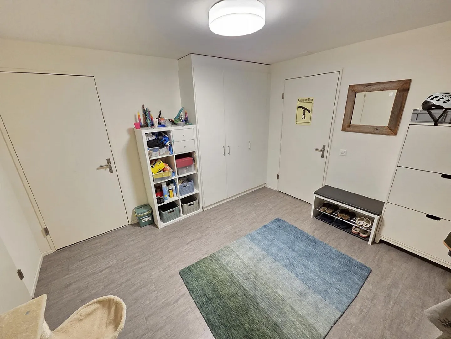 Comfort and Style at the Edge of the Forest - Photo 16 of 25