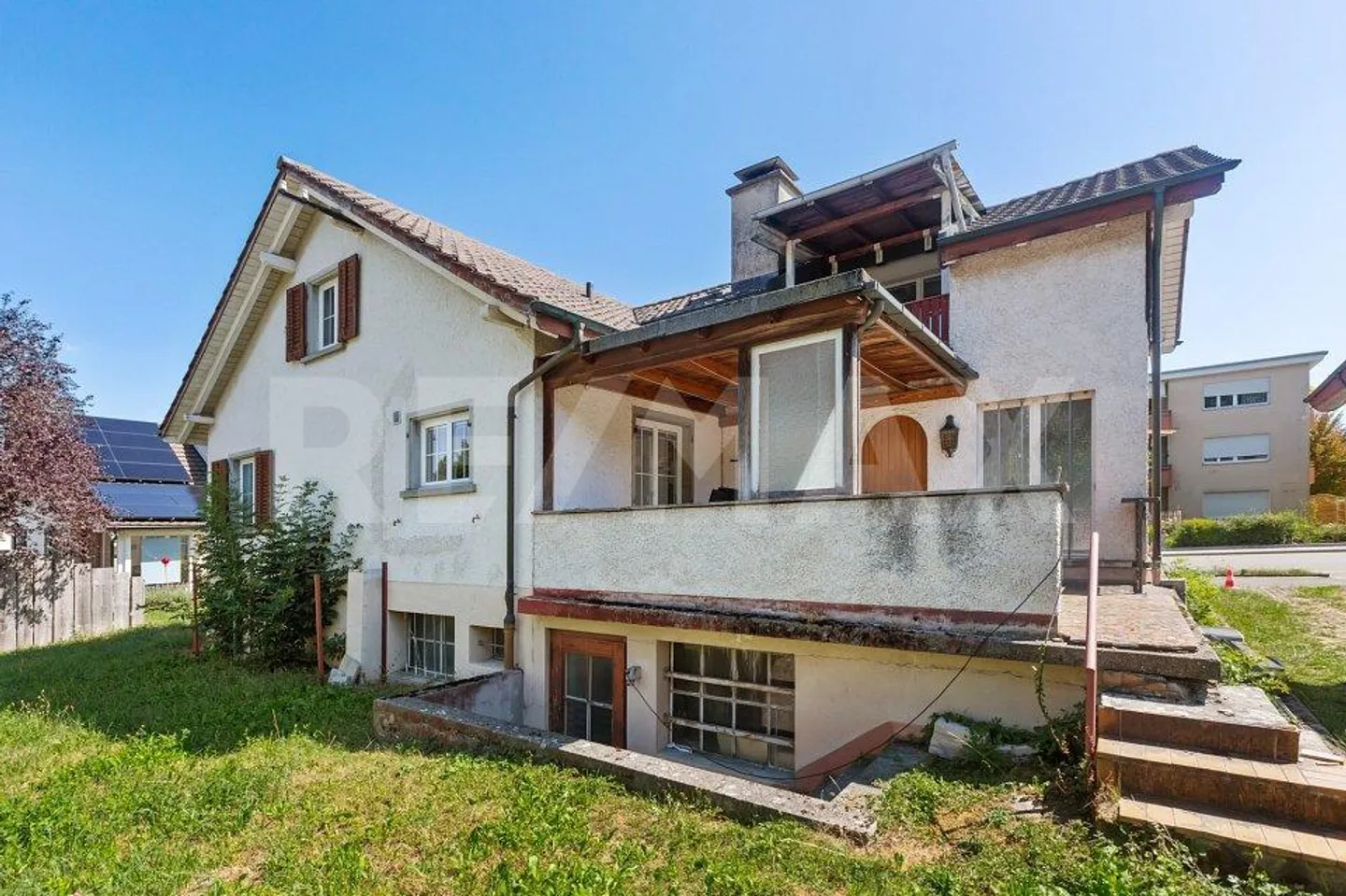 Maison avec potentiel : Rénovation ou nouvelle construction - Photo 3 sur 13