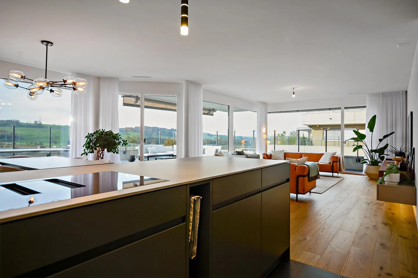 Luxuswohnung mit Atemberaubendem Blick - Foto 1 von 7