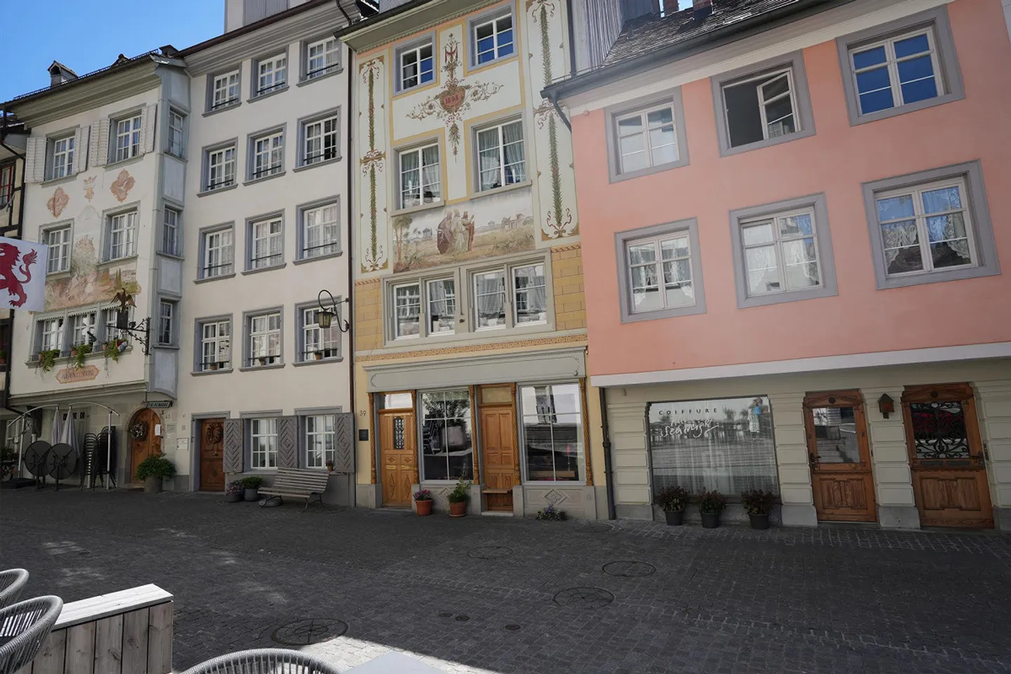 Edificio residenziale/commerciale storico di oltre 100 anni nella città vecchia - Foto 2 di 22