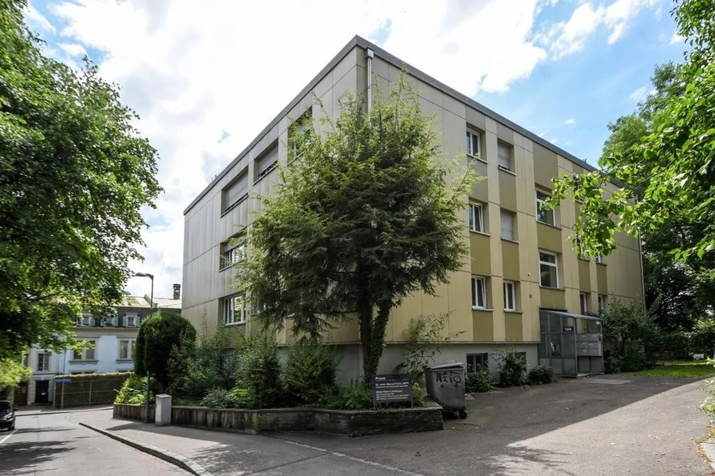 PLACE DE PARKING AU FALKENHÖHEWEG 12A - Photo 2 sur 2