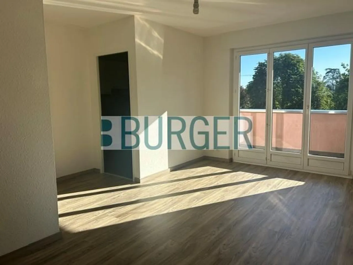 Appartamento 4 locali - Foto 5 di 7