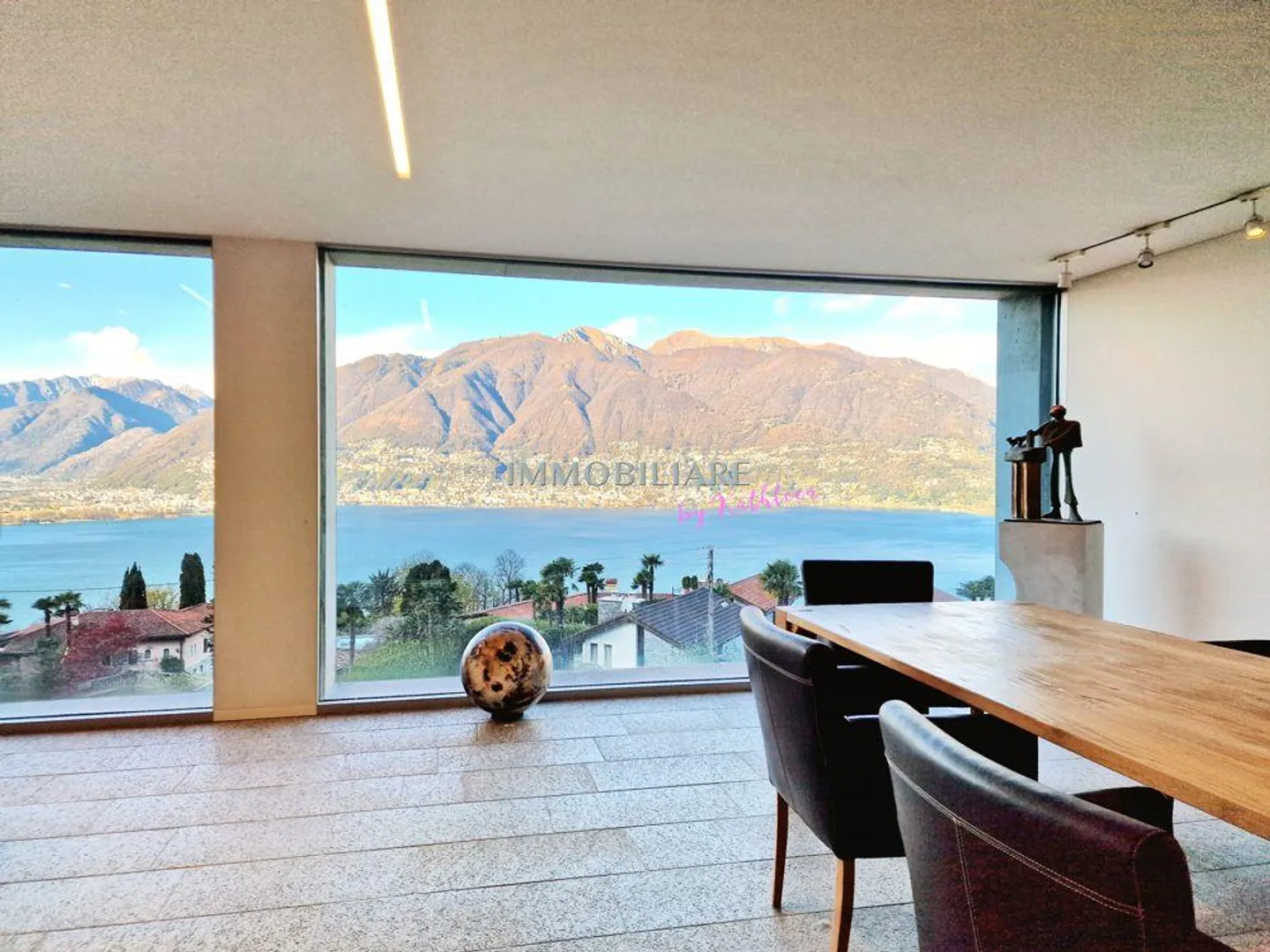 Villa moderne avec vue sur le lac - Photo 6 sur 16