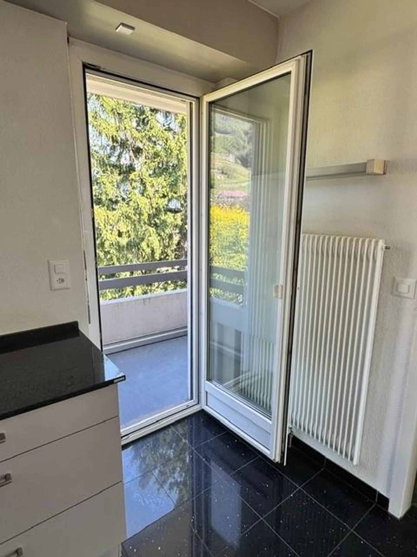 Lumineux appartement mansardé de 5.5 pièces à louer dans un quartier calme - Photo 10 sur 23