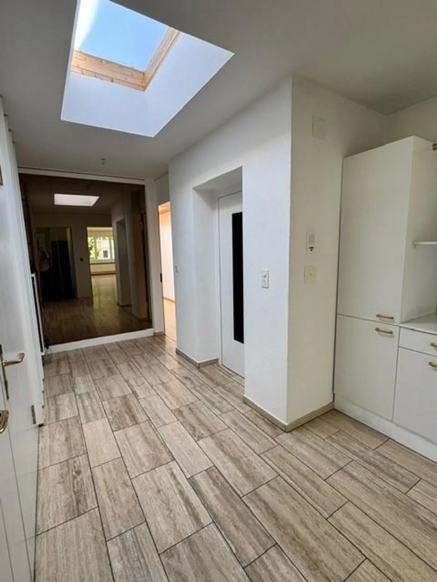 Lumineux appartement mansardé de 5.5 pièces à louer dans un quartier calme - Photo 12 sur 23