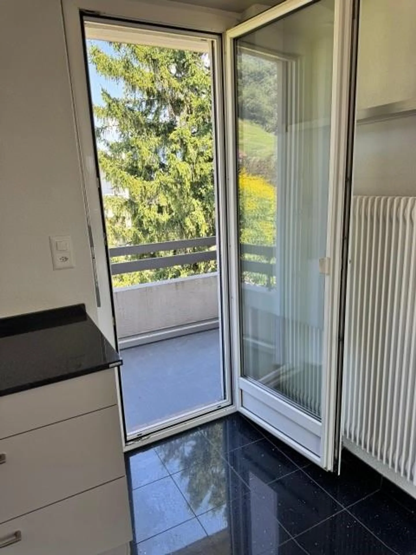 Lumineux appartement mansardé de 5.5 pièces à louer dans un quartier calme - Photo 23 sur 23