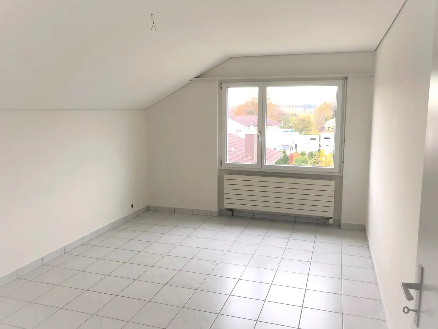 Appartamento 3.5 stanze con balcone a Schwadernau - Foto 4 di 8