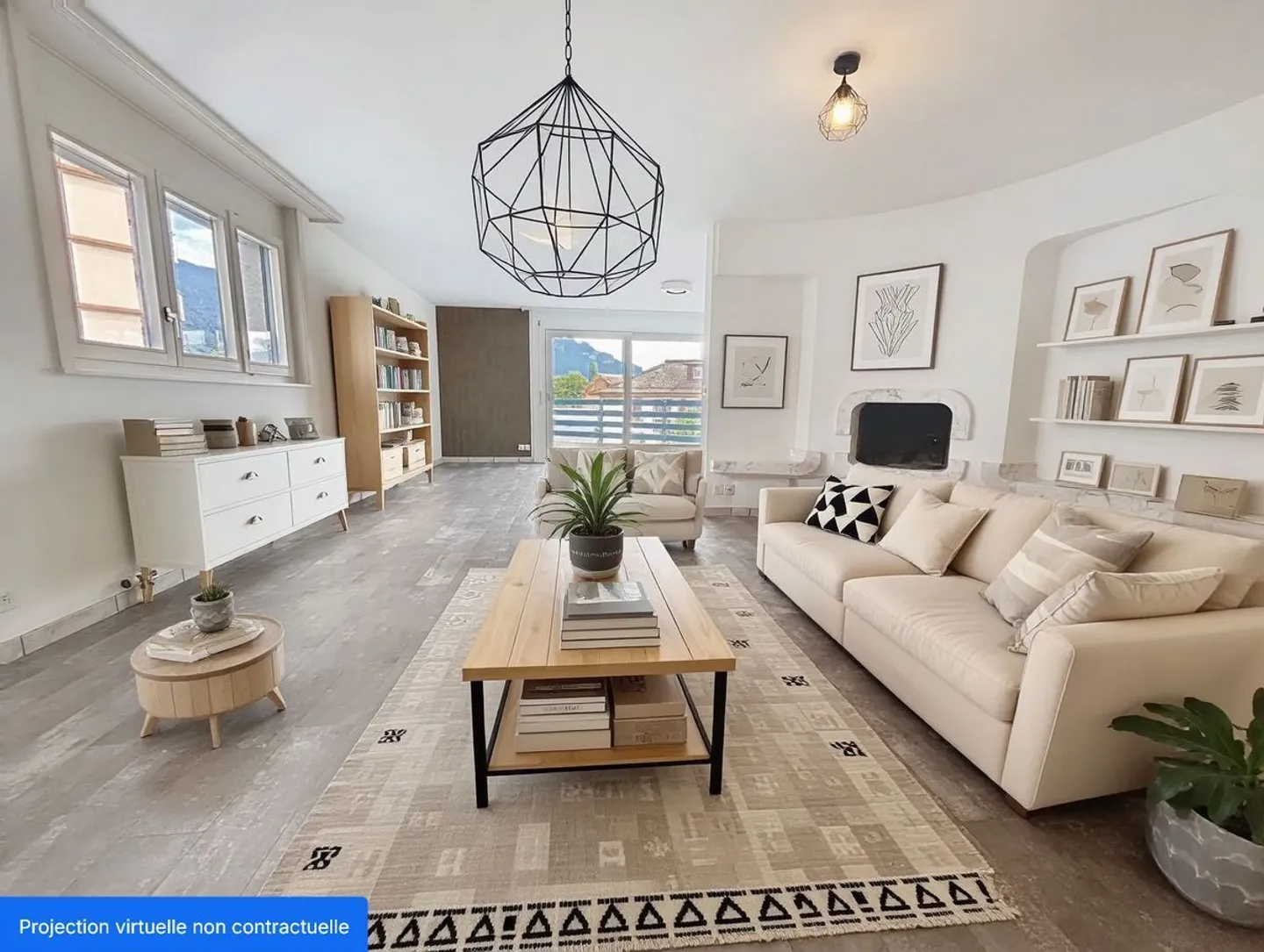 Apartment with 2 balconies facing the port of Clarens - Photo 1 of 12