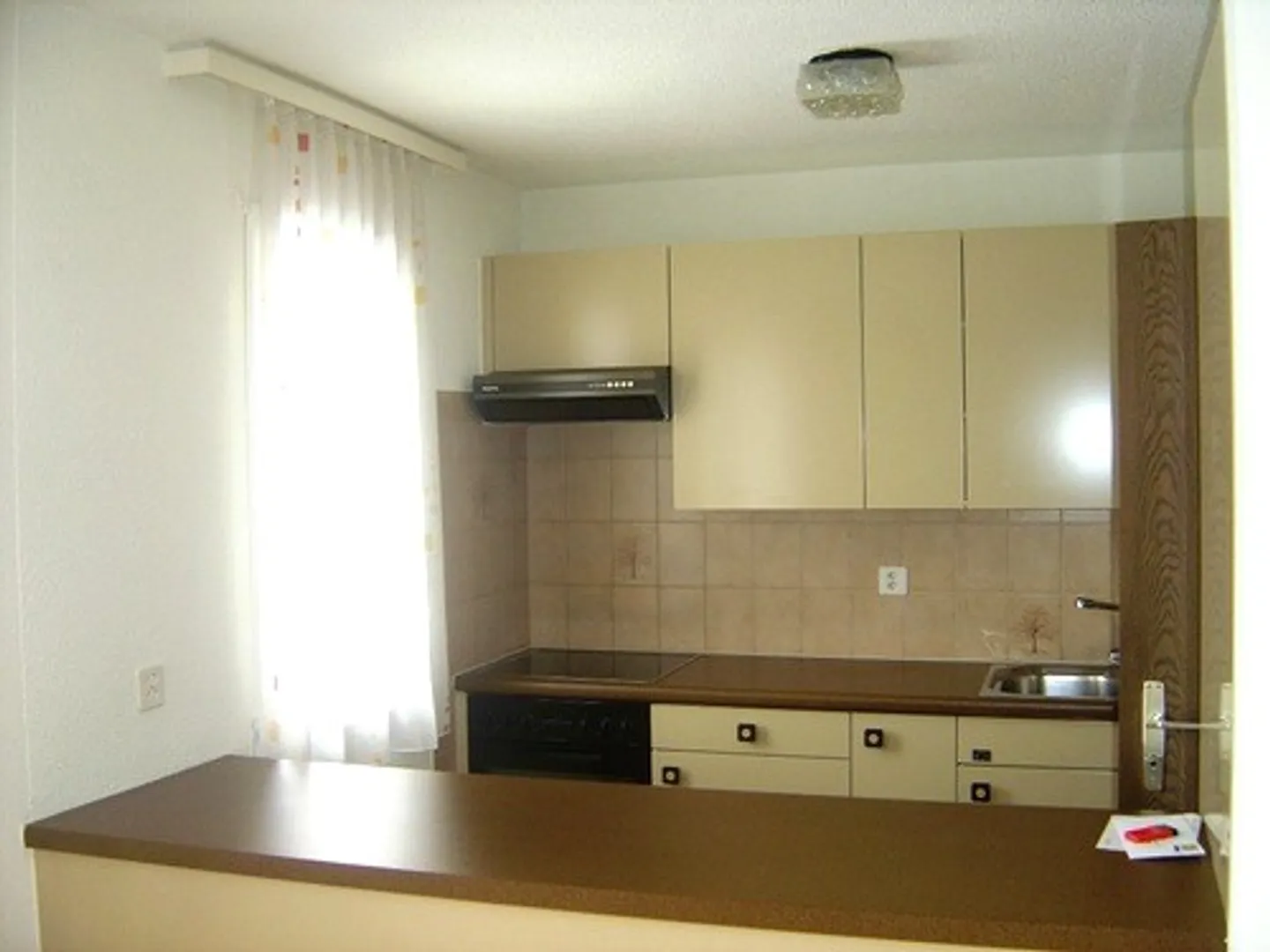 Living in a Quiet Environment - Photo 5 of 7