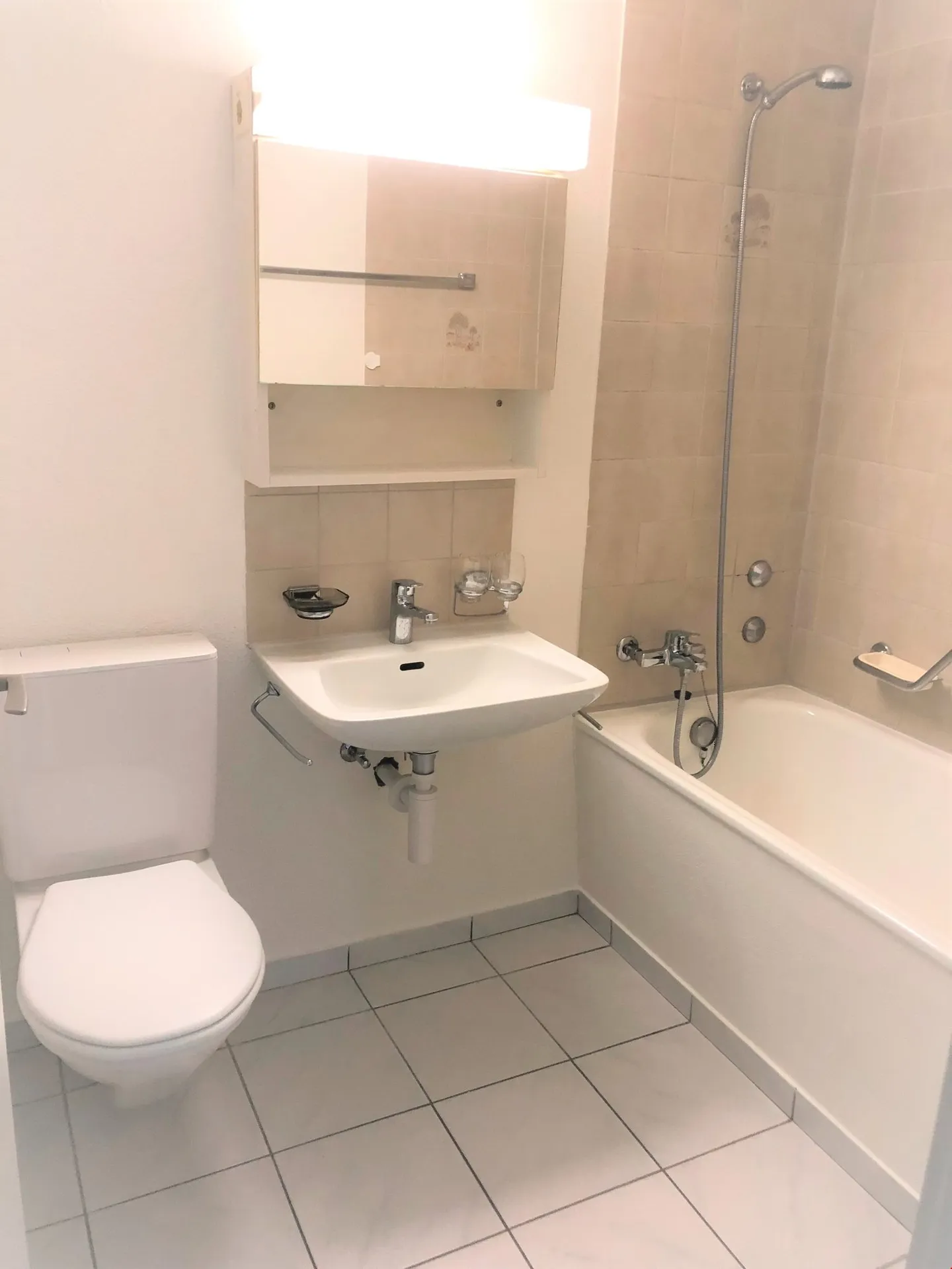 Appartamento 3.5 stanze con balcone a Schwadernau - Foto 8 di 8