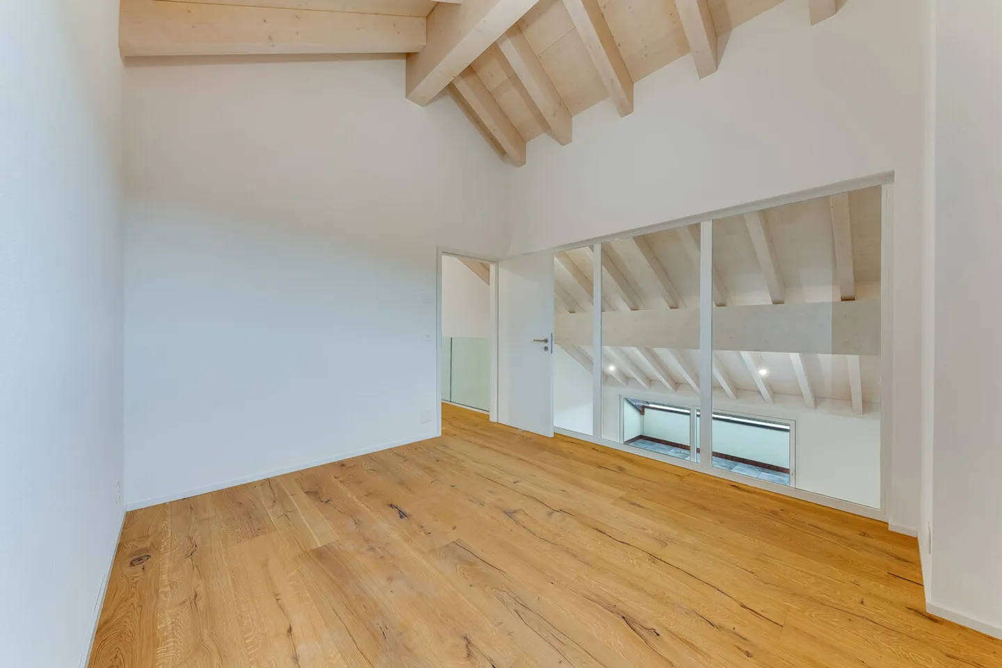 Appartamento mansardato di 5.5 locali a Prévonloup - Foto 4 di 10