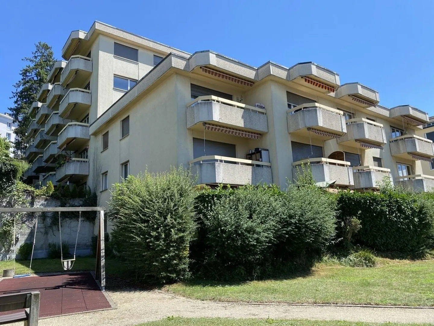 To seize! Superb accommodation in a quiet area of Lausanne! - Photo 1 of 8
