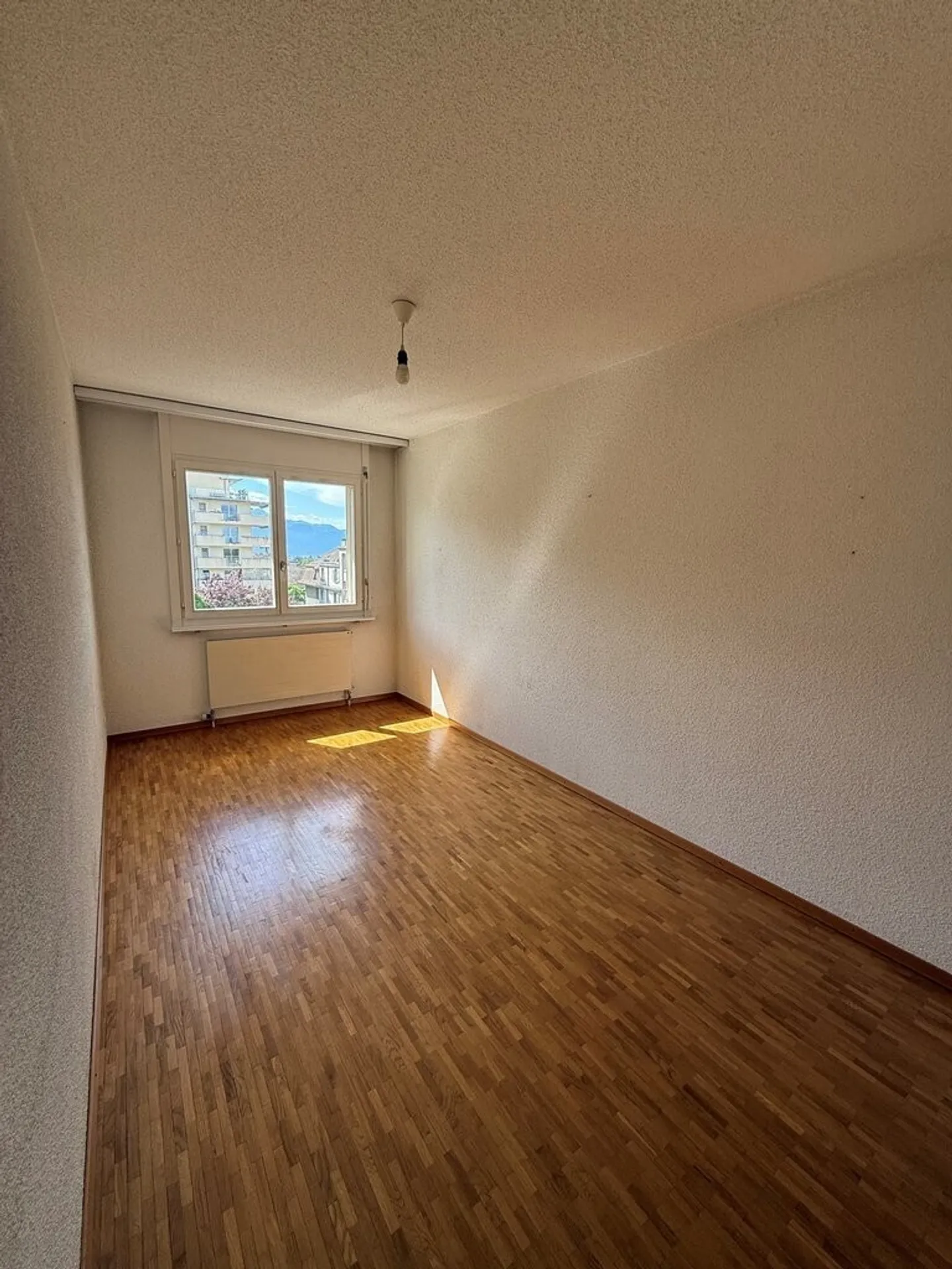 To seize! Superb accommodation in a quiet area of Lausanne! - Photo 5 of 8