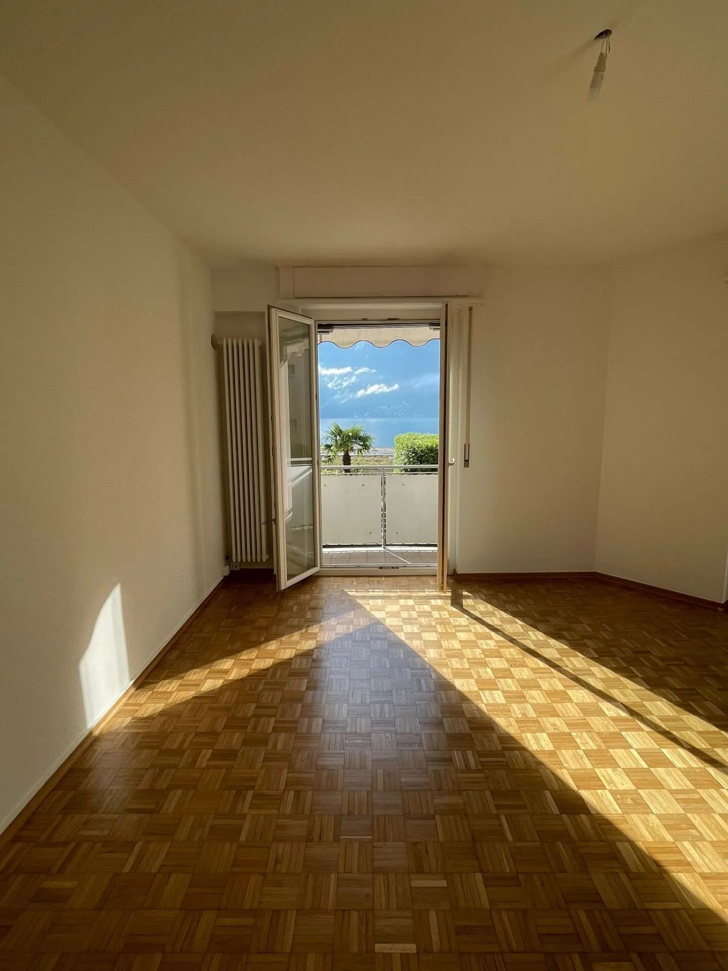 Appartement à louer avec 3,5 pièces et vue sur le lac, à quelques pas du LAC - Photo 8 sur 10