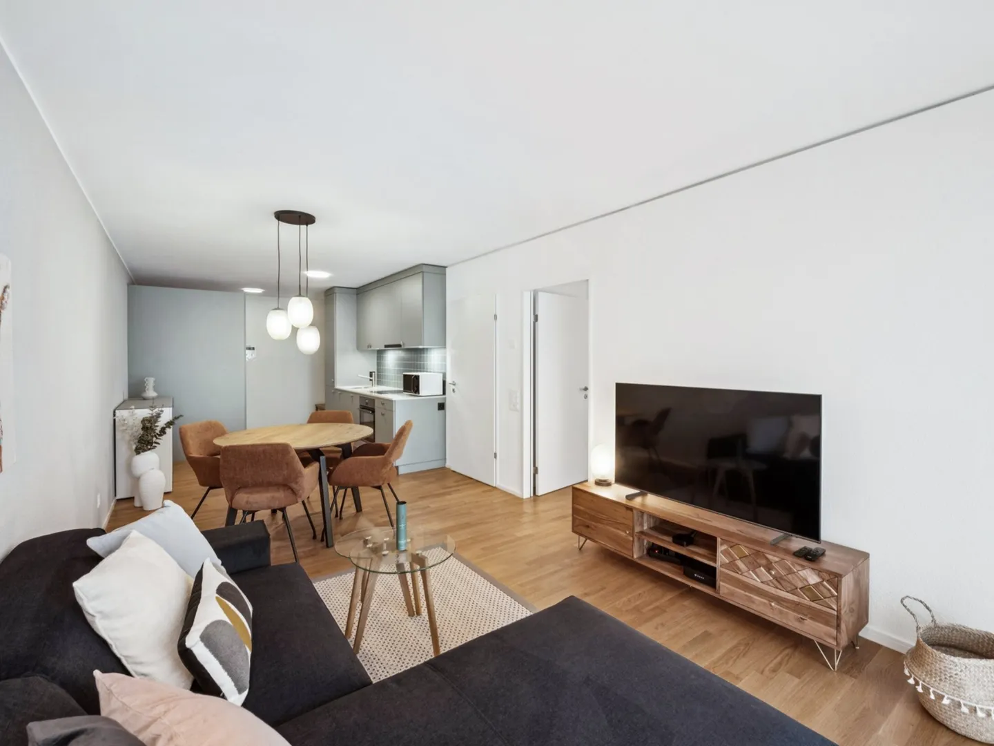Design Apartments in Lisbon Style Directly at Muttenz Station - Photo 9 of 13