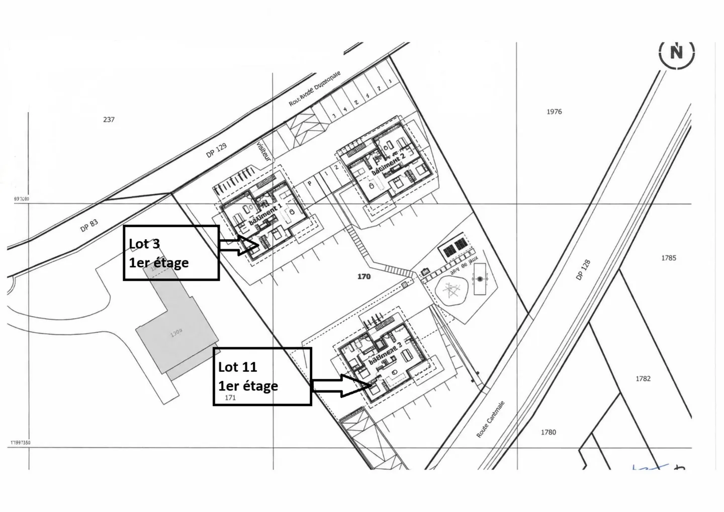 Duplex Contemporaneo con Balconi - Foto 7 di 13