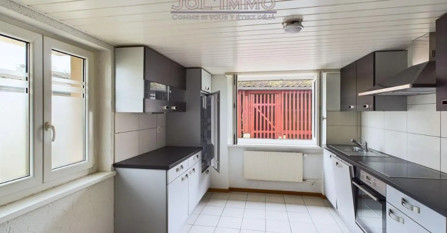 Immeuble résidentiel avec 3 unités - Photo 4 sur 10