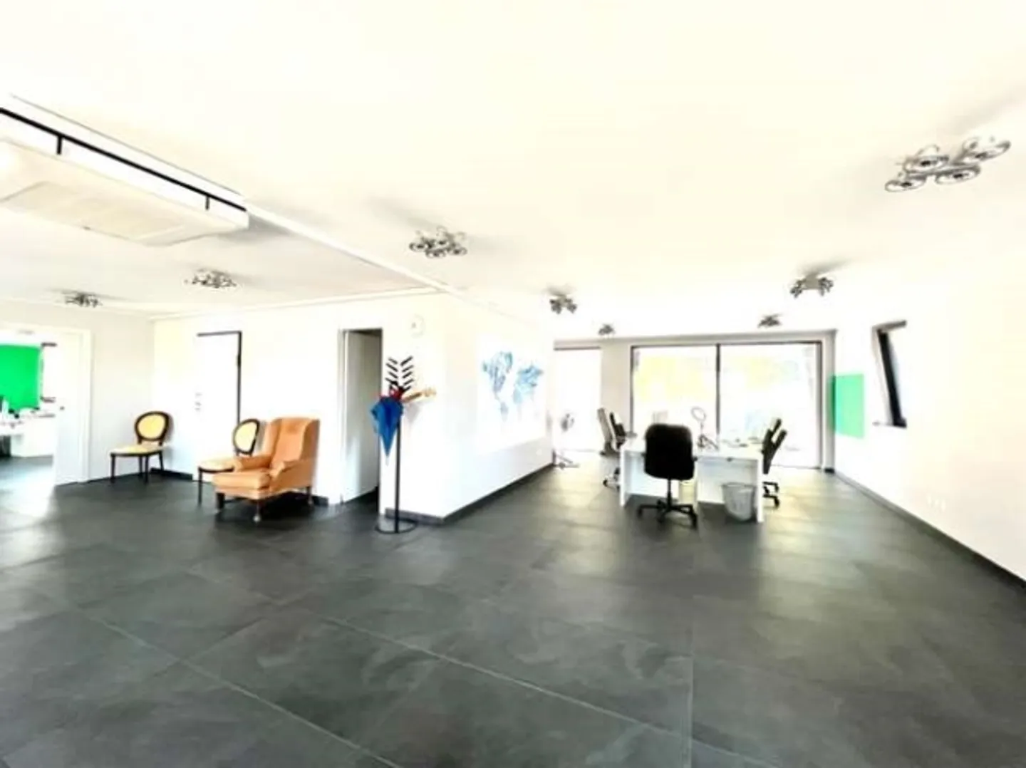Elegant Commercial Office Spaces in Lugano, Massagno - Photo 20 of 20