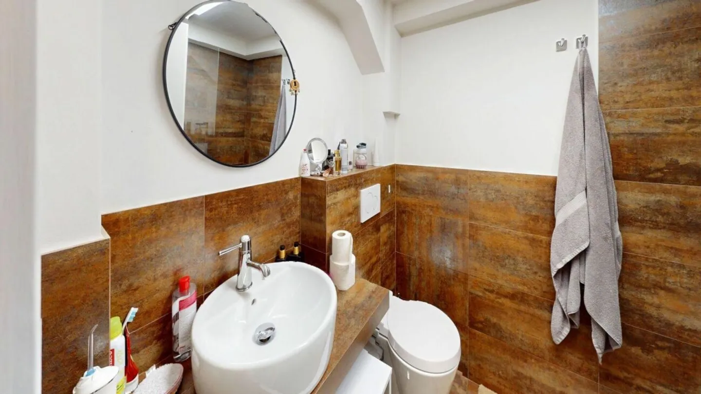 Charming Chalet with Stunning Views - Photo 11 of 13