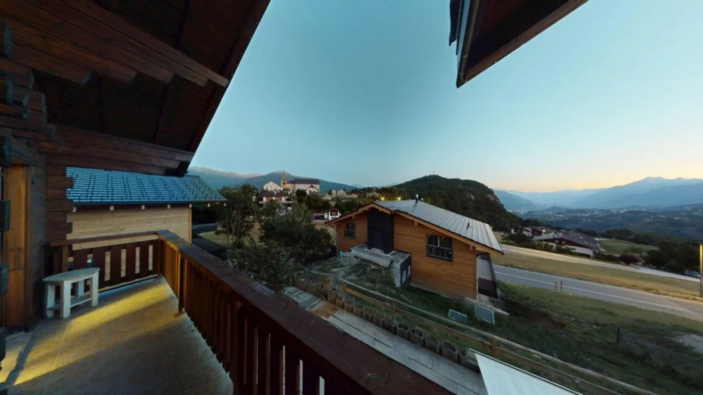 Charming Chalet with Stunning Views - Photo 12 of 13