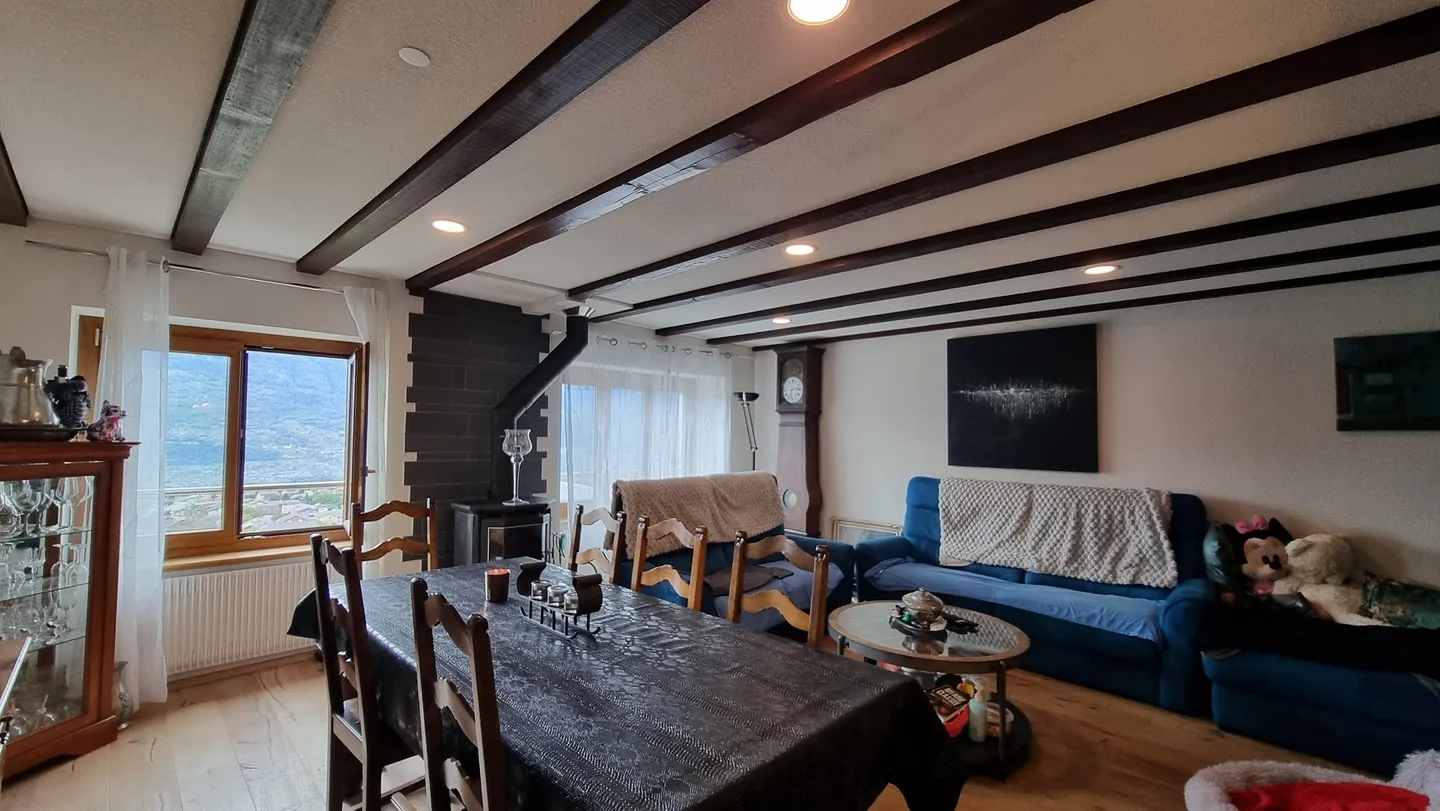 Casa in vendita - Foto 3 di 17