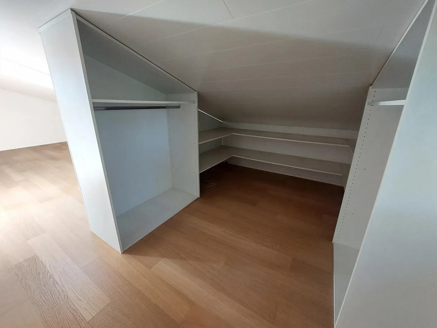 Large 6.5 Room House - Photo 14 of 17