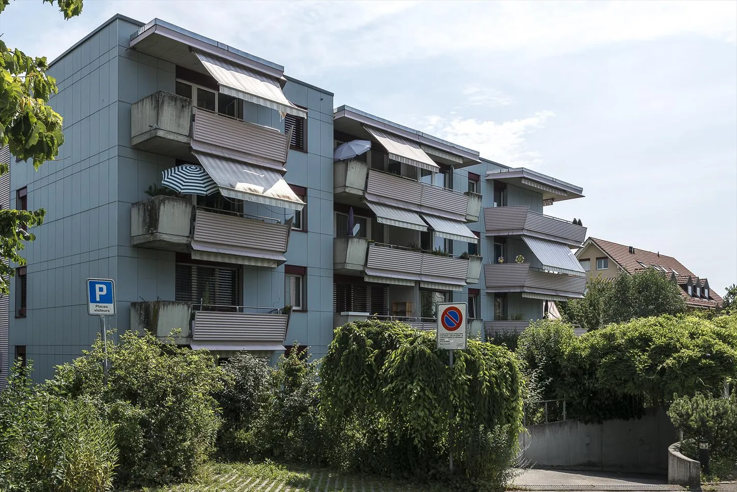 A louer place de parc intérieure - Photo 1 sur 2