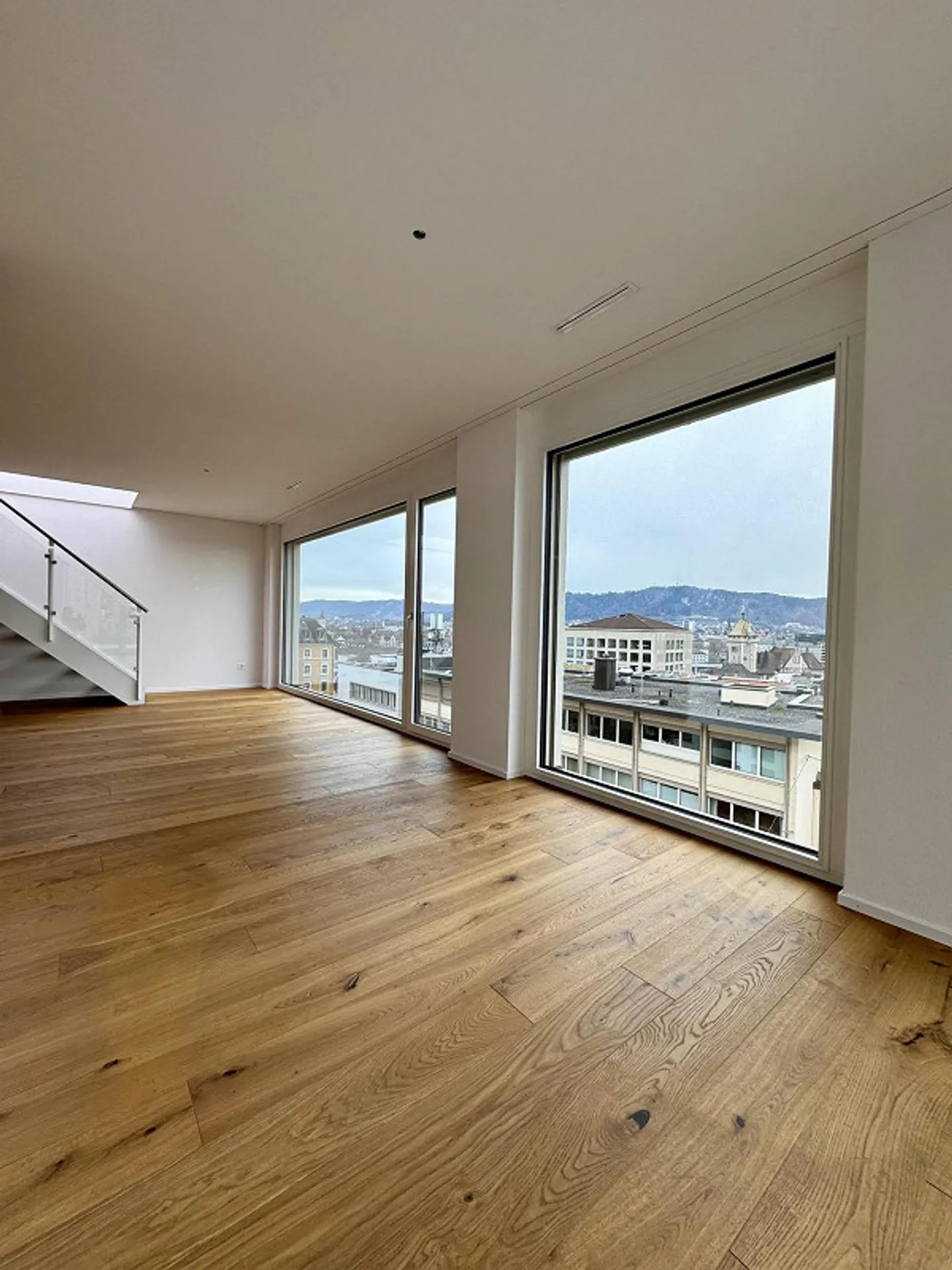 Stilvolle Attikawohnung in Zürich - Foto 7 von 13