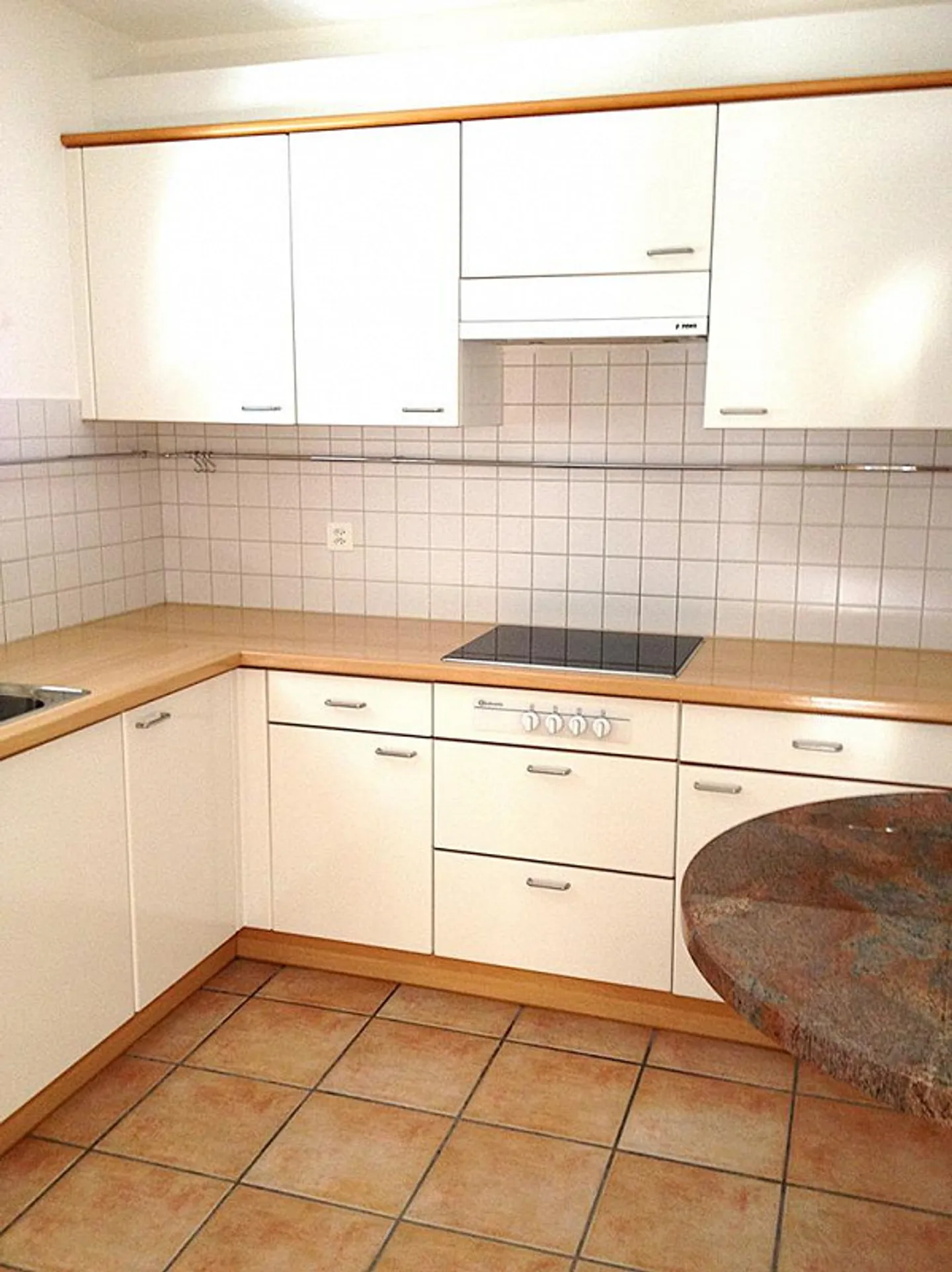 Appartamento di 3.5 locali, giardino e cantina collegata internamente - Foto 5 di 11