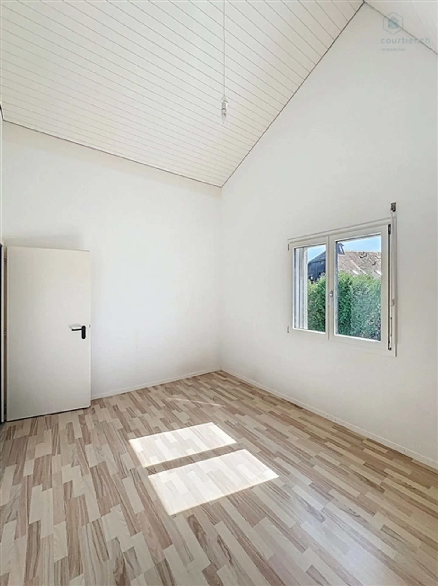 Detached villa on a wooded plot, quiet area in a cul-de-sac - Photo 10 of 13