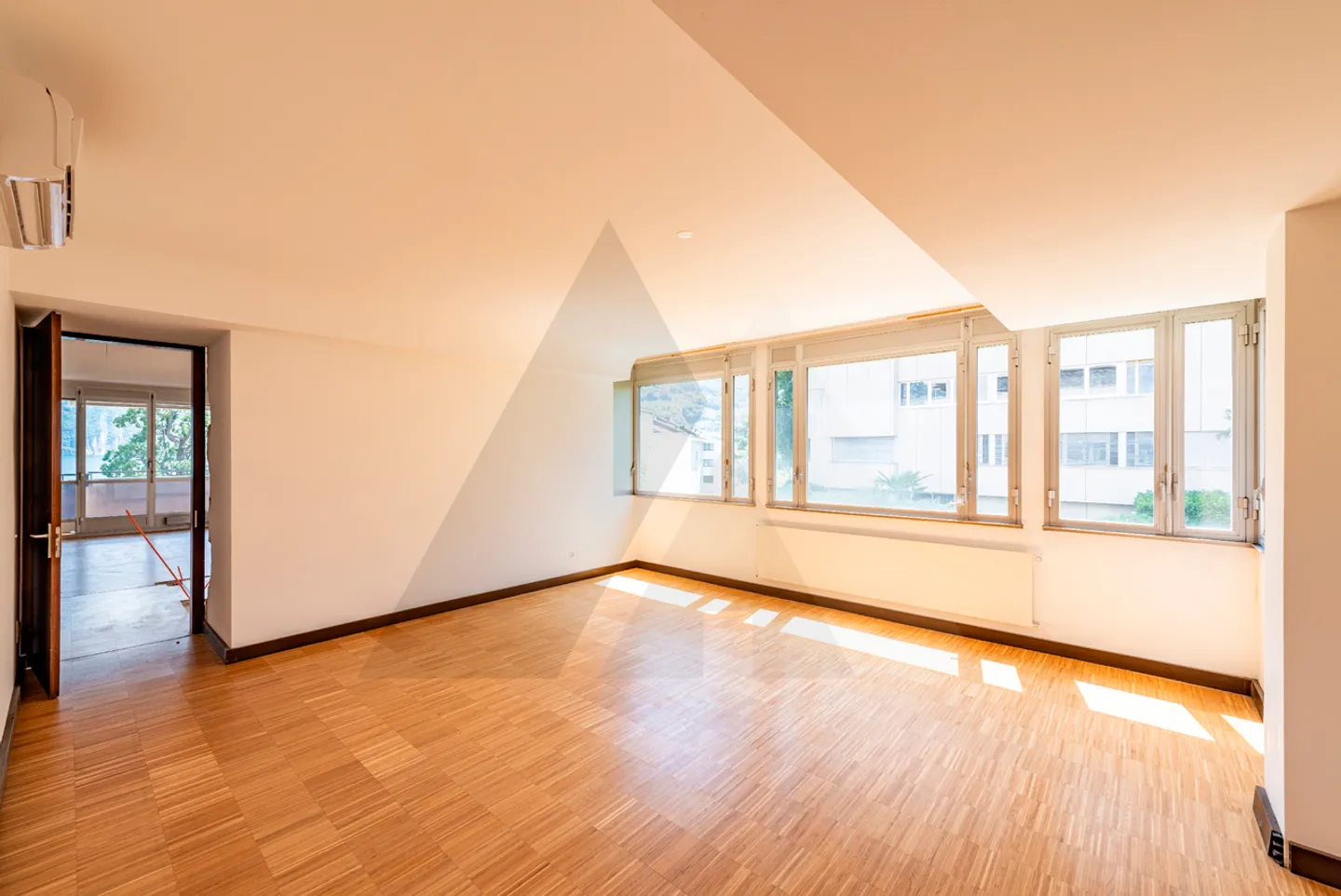 AMPIO APPARTAMENTO DA PERSONALIZZARE NELLA RESIDENZA CENTRAL PARK - Foto 13 di 15