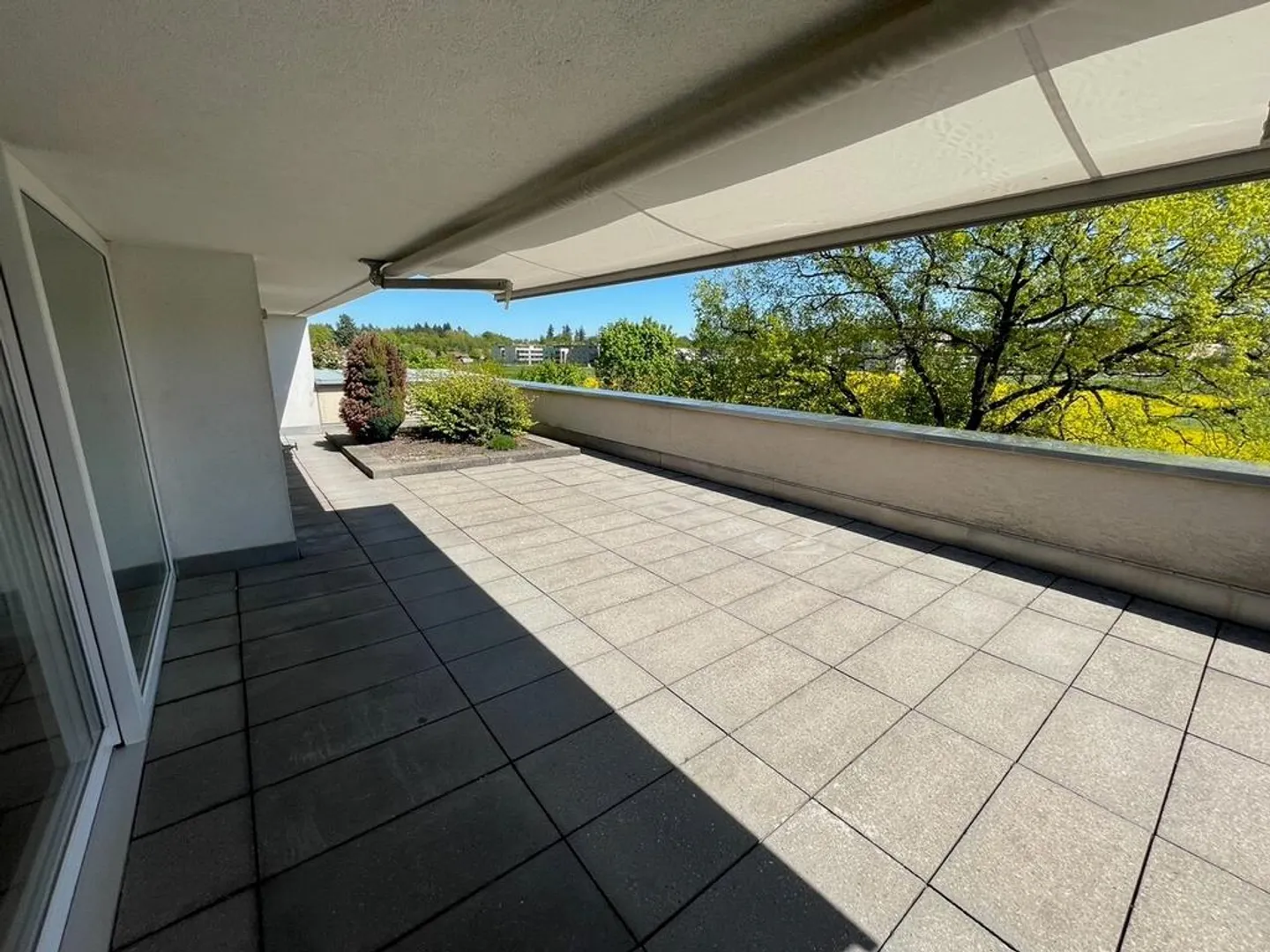 3.5 Room Apartment - Photo 7 of 8