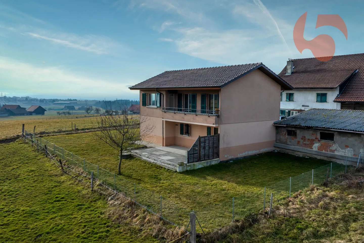 Charmantes Haus in der Natur - Foto 2 von 10