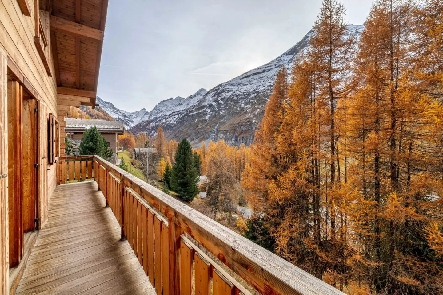 Chalet for sale - Photo 5 of 8