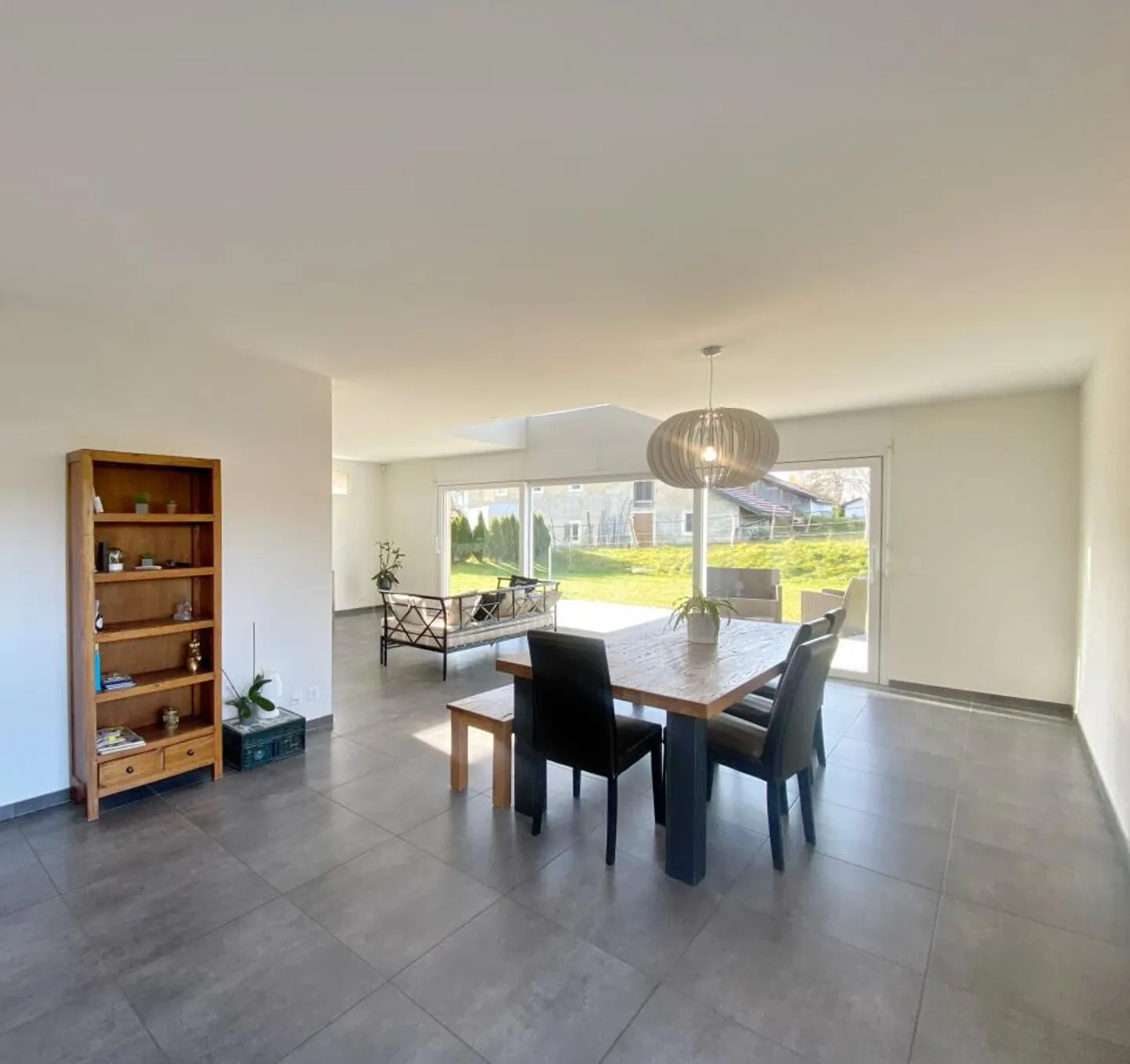 Maison d'architecte au cœur de la nature - Photo 5 sur 13