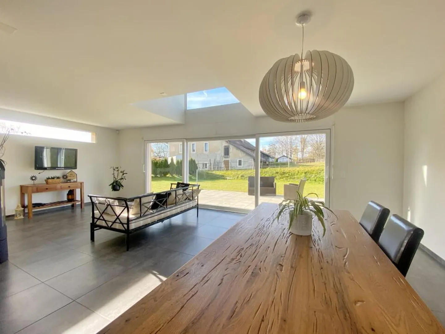 Maison d'architecte au cœur de la nature - Photo 6 sur 13