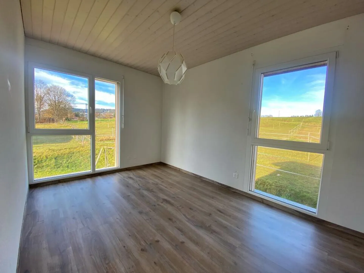 Maison d'architecte au cœur de la nature - Photo 10 sur 13