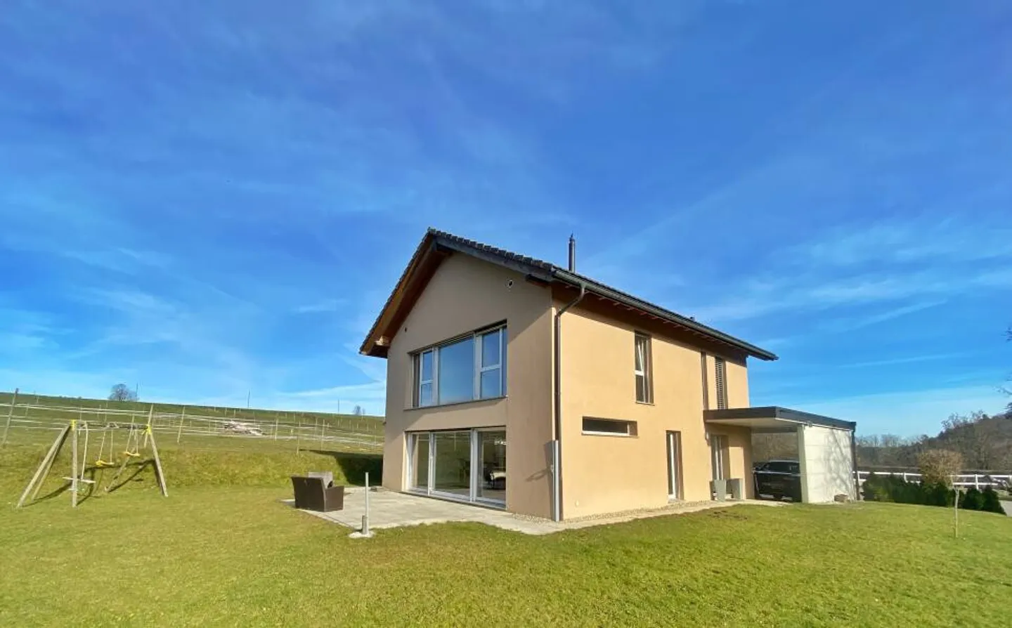 Maison d'architecte au cœur de la nature - Photo 3 sur 13