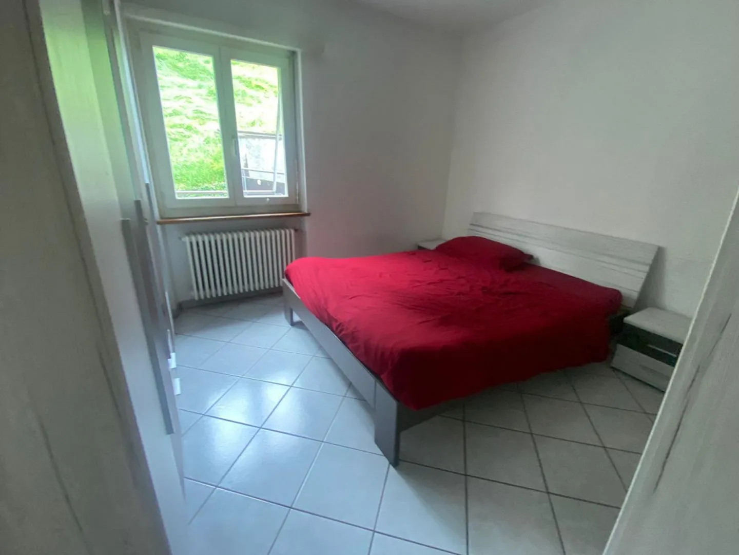 2-family house with 6 1/2 and 2 1/2 room apartments - Photo 9 of 17