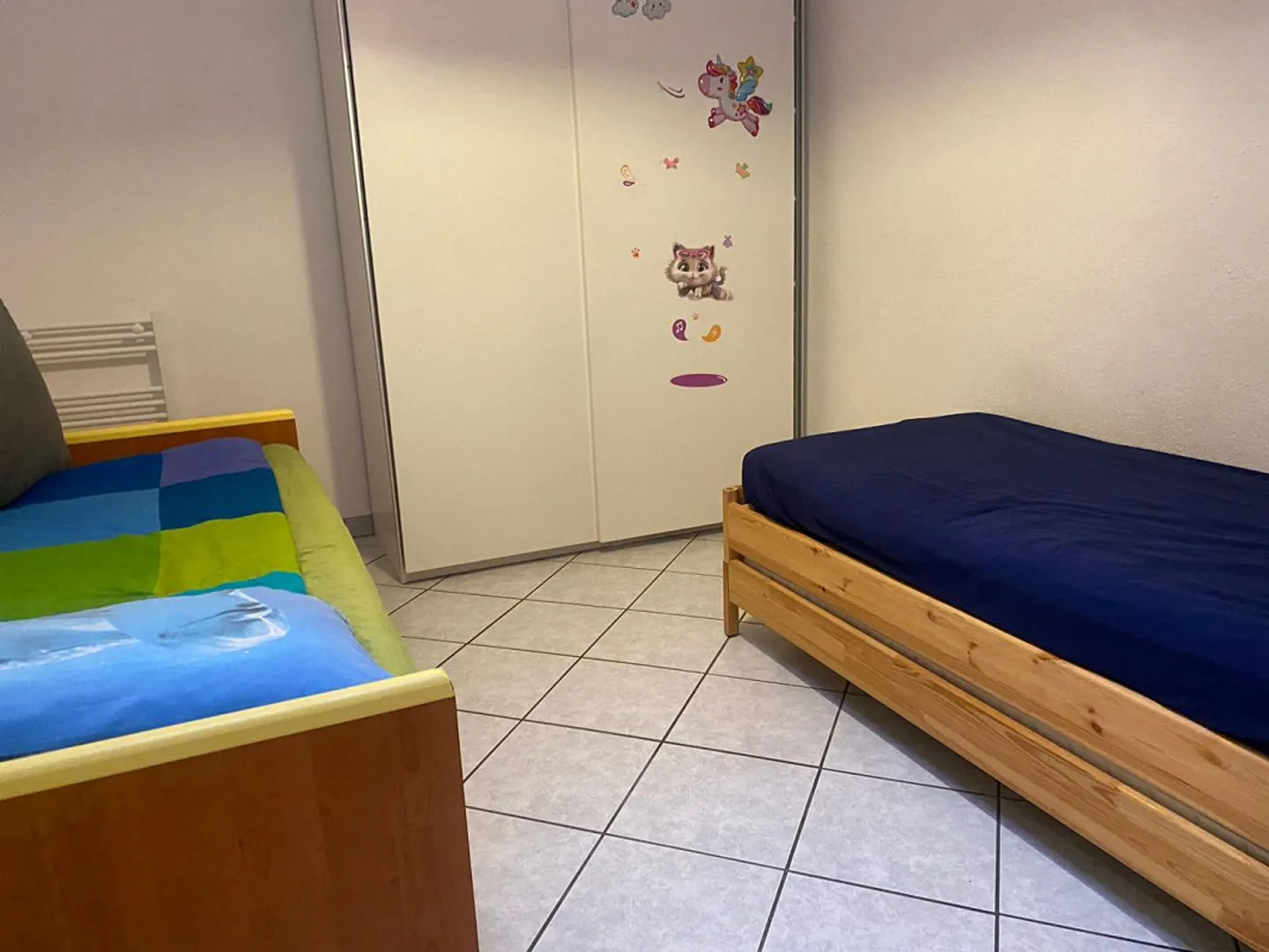 2-family house with 6 1/2 and 2 1/2 room apartments - Photo 11 of 17