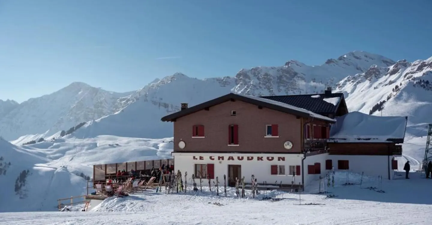 Ski-in/out guesthouse restaurant in Champéry Planachaux - Photo 3 of 5