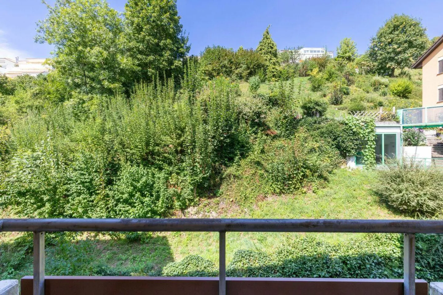 Attractive apartment with panoramic view - Photo 6 of 12