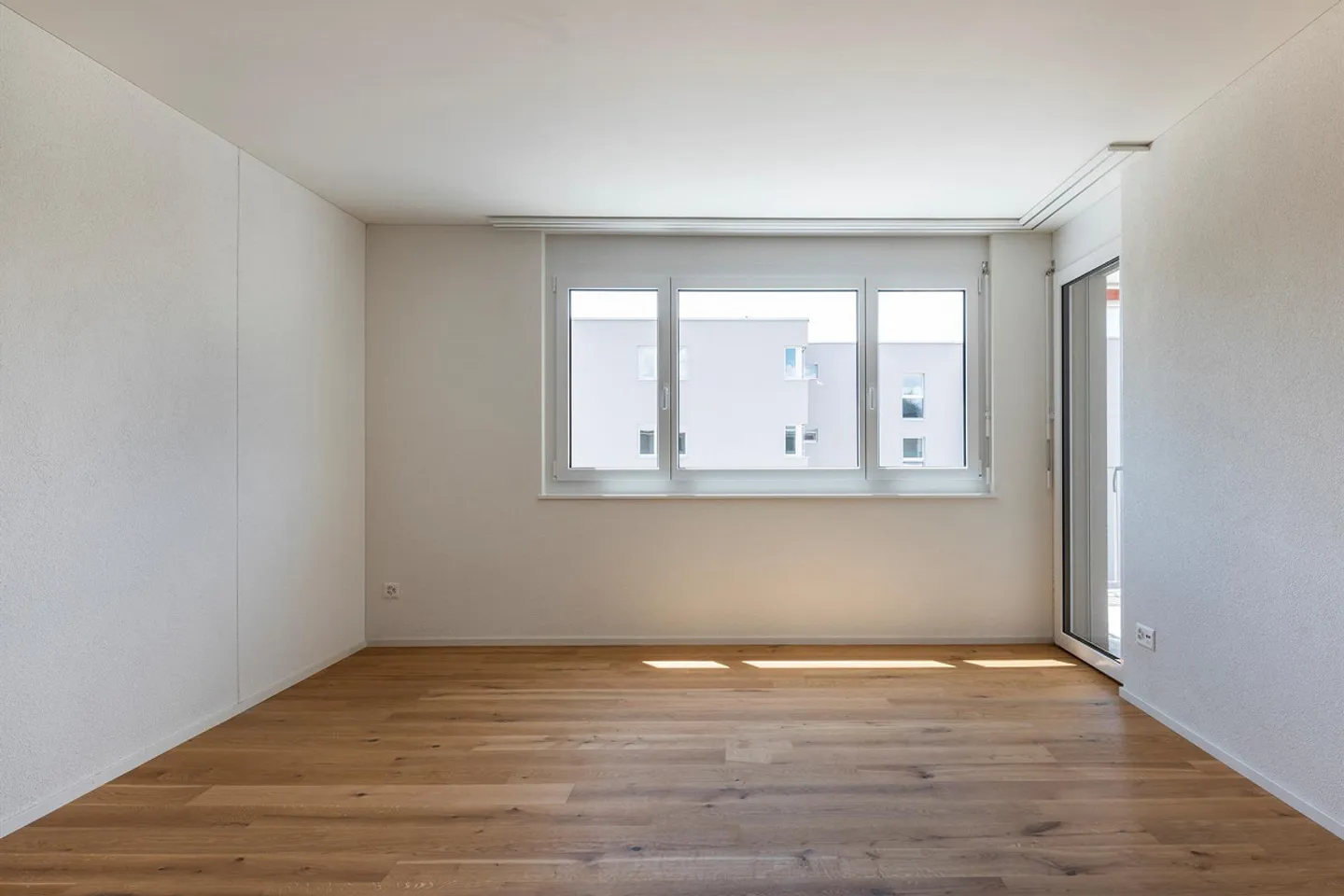 Top Single Apartment - Photo 5 of 5