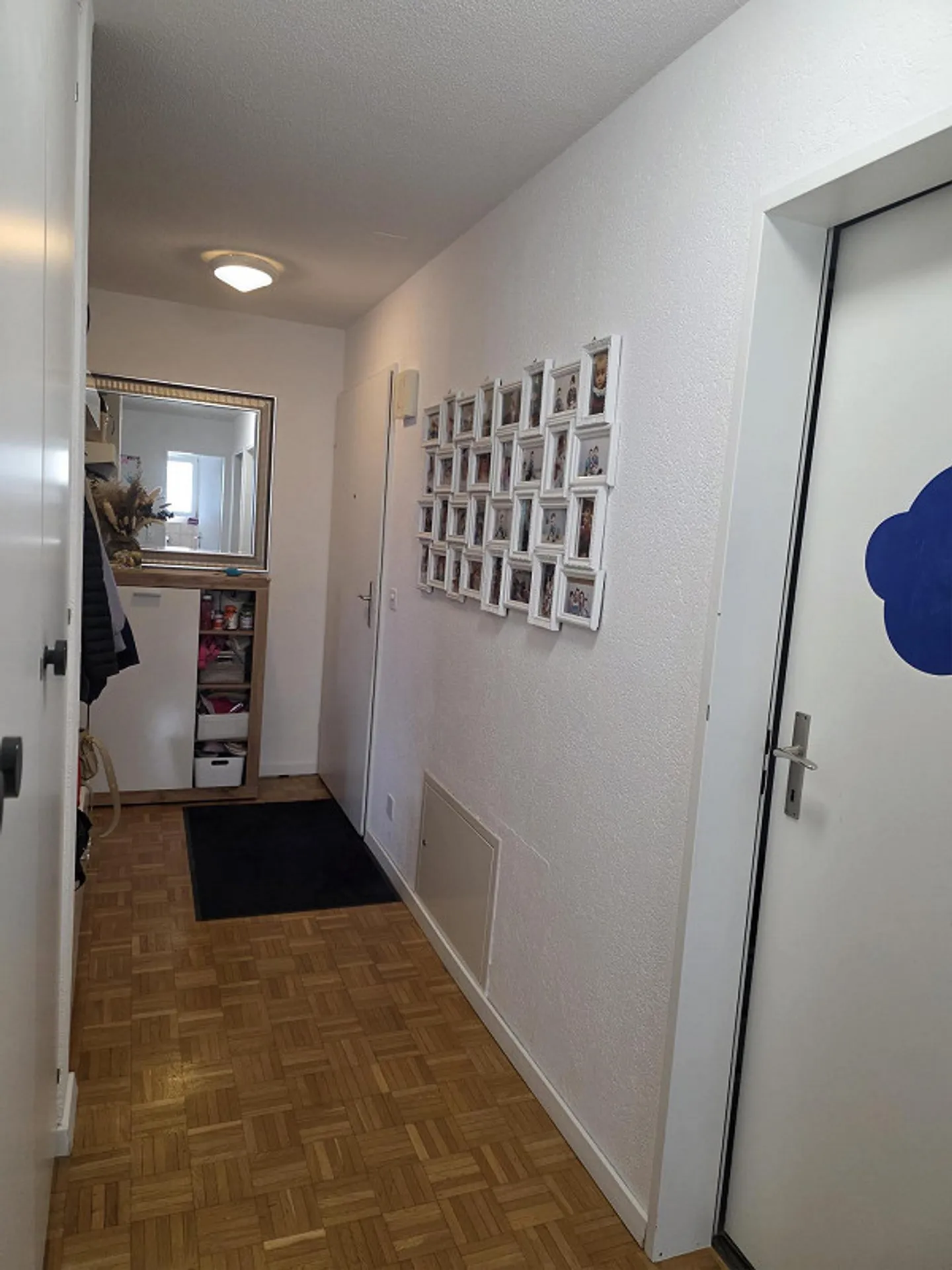 Beautiful Attractive 4.5 Room Apartment - Photo 11 of 12