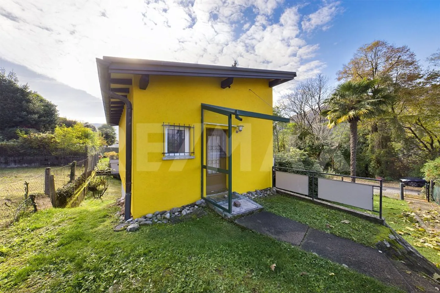 Maison multifamiliale avec trois appartements séparés et jardin comme résidence secondaire - Photo 7 sur 13