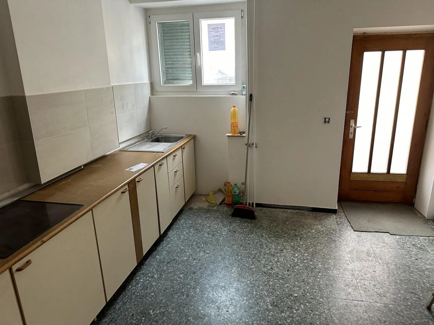 Casa di villaggio 3 1/2 locali con piccolo spazio esterno in posizione molto tranquilla e soleggiata - Foto 2 di 20