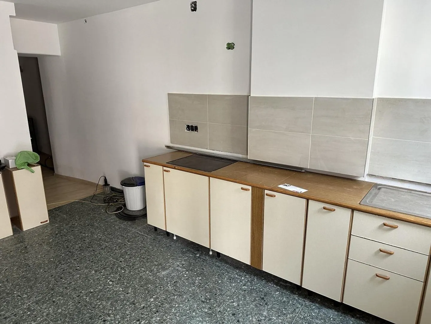 Casa di villaggio 3 1/2 locali con piccolo spazio esterno in posizione molto tranquilla e soleggiata - Foto 3 di 20