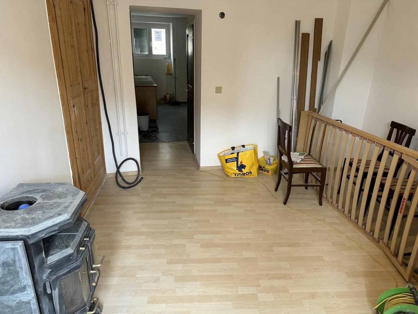 Casa di villaggio 3 1/2 locali con piccolo spazio esterno in posizione molto tranquilla e soleggiata - Foto 4 di 20