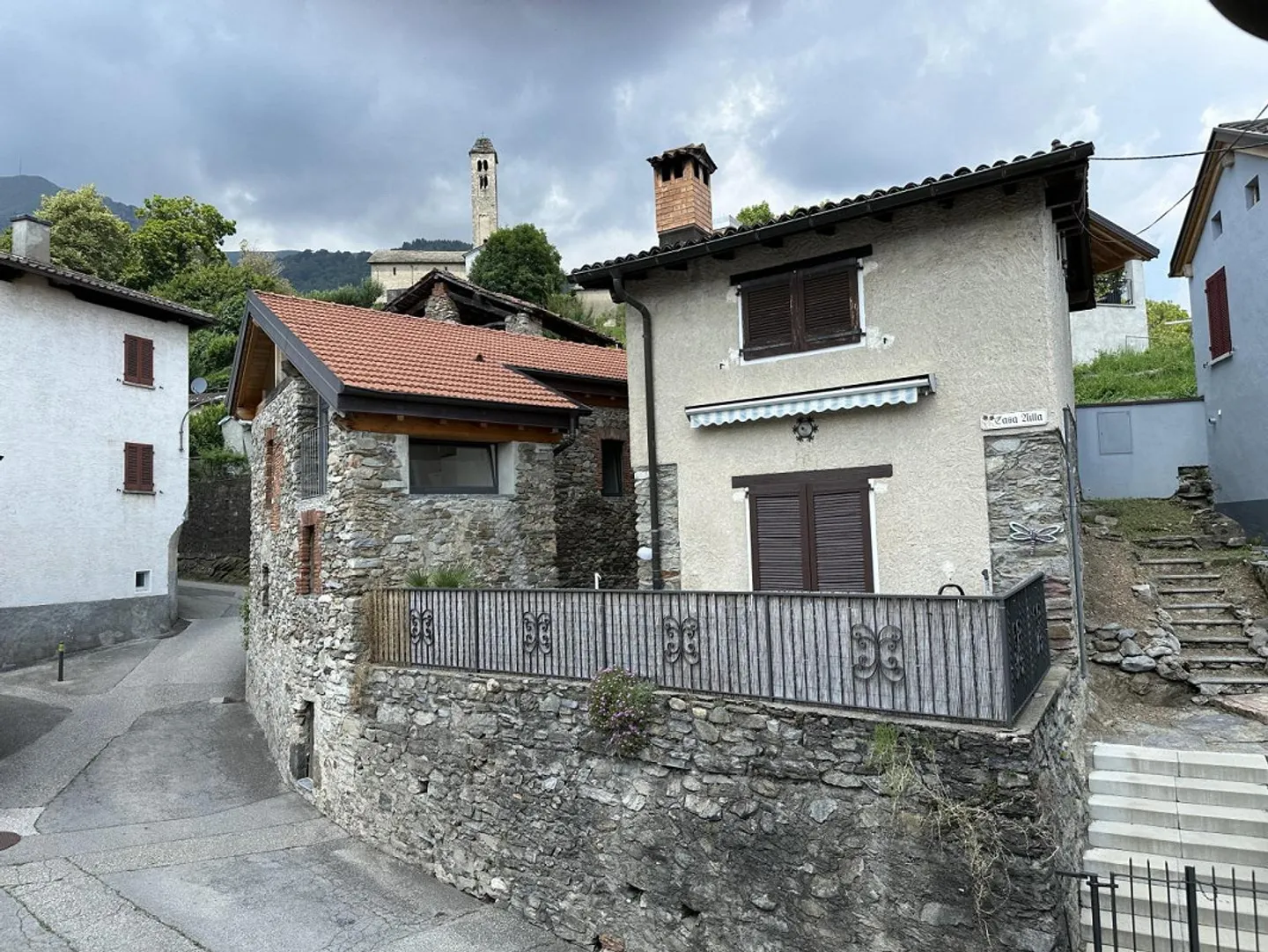 Casa di villaggio 3 1/2 locali con piccolo spazio esterno in posizione molto tranquilla e soleggiata - Foto 16 di 20